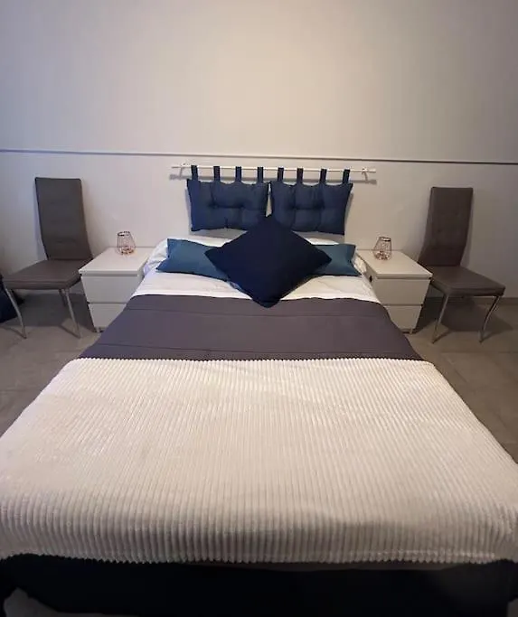 Villa Mia Mondello, 200M To Beach, Private Parking 巴勒莫