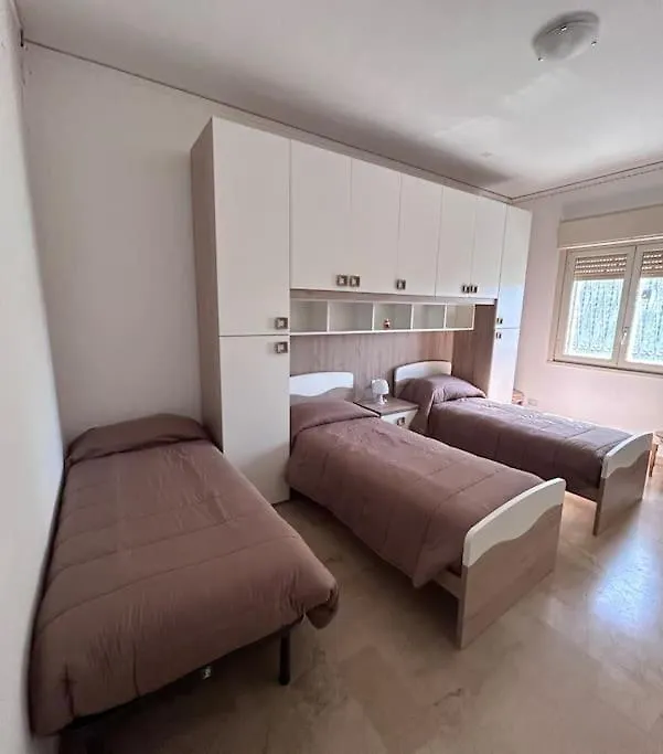 Villa Mia Mondello, 200M To Beach, Private Parking Palermo