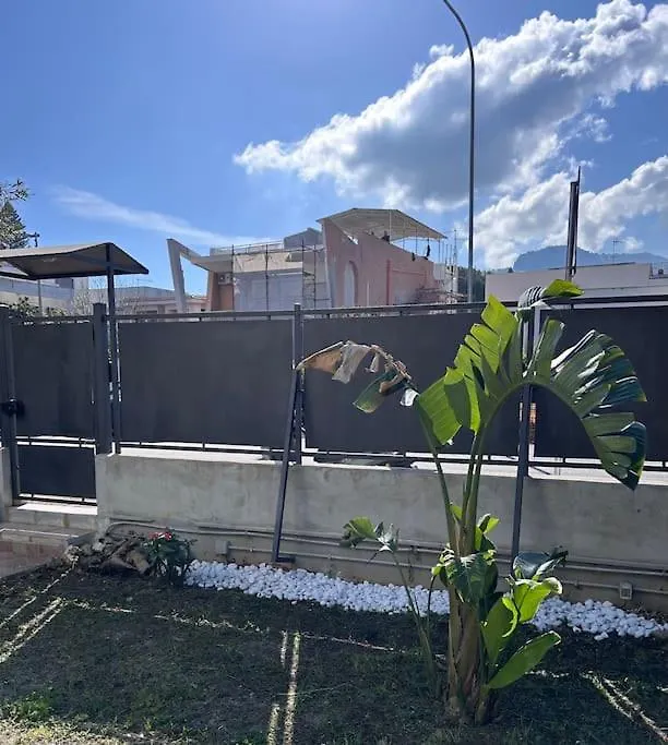 Villa Mia Mondello, 200M To Beach, Private Parking Palermo 0*,  Italy