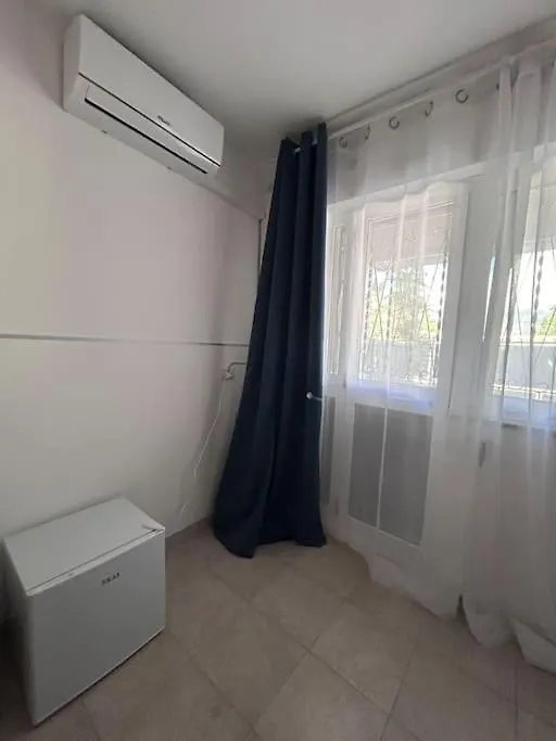 Villa Mia Mondello, 200M To Beach, Private Parking Palermo