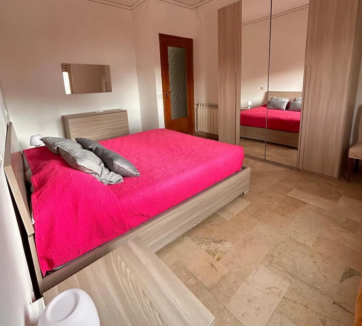 Villa Mia Mondello, 200M To Beach, Private Parking Palermo Italy